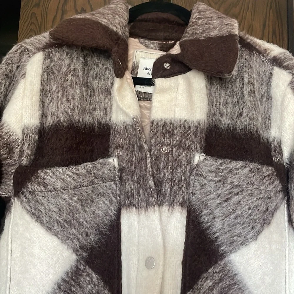 Abercrombie and Fitch Winterized Wool-Blend Shirt Jacket dark brown plaid size S - Picture 2 of 7